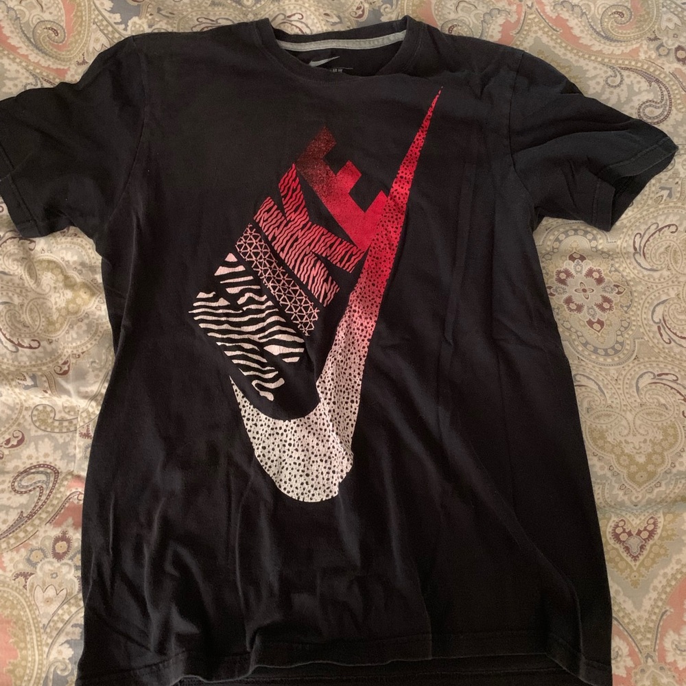 Nike T Shirt